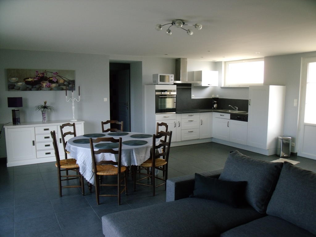 Au Refuge Des Allies Turqueville Room photo